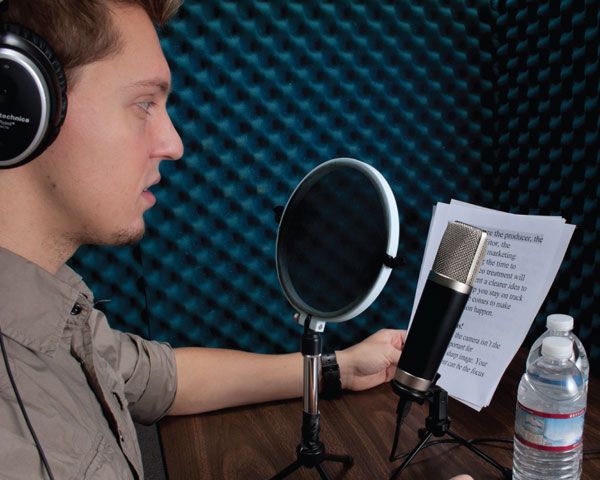 VOICE OVER DUBBING RECORDING STUDIO IN GURGAON DELHI | male Voice Over  talents in gurgaon delhi | Movie trailer Voice Over in gurgaon delhi |  Radio commercial Voice Over in gurgaon delhi |